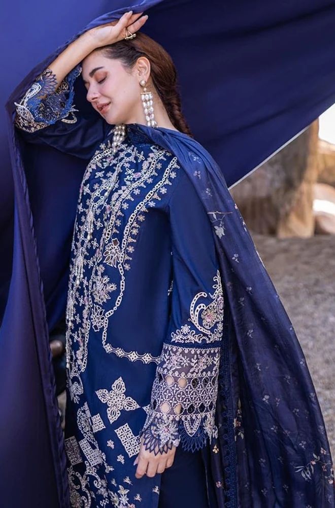 3 Piece Embroidered Lawn Suit - SKU:(LDS044)
