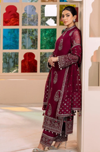 Load image into Gallery viewer, ALIZEH - Summer 3PC Lawn Embroidered Suit - LDS057