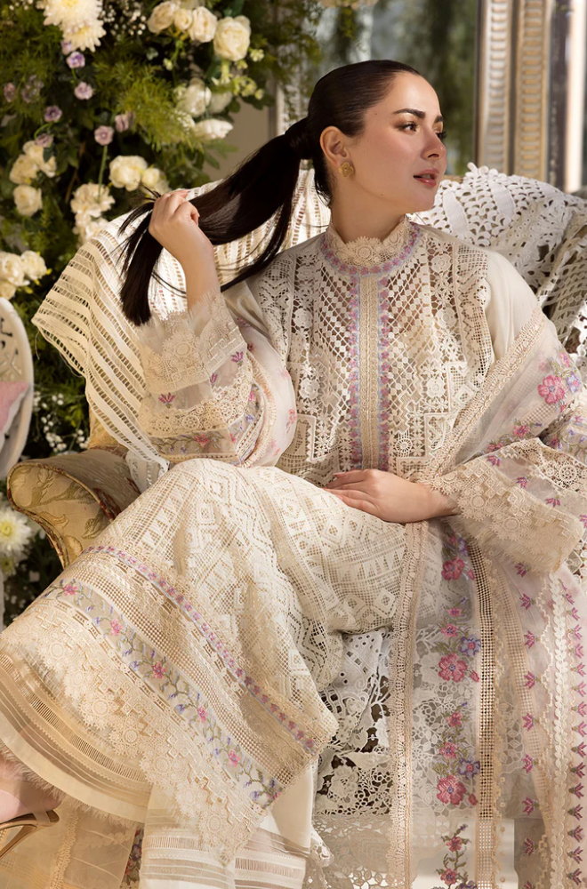 Sobia Nazir - Summer 3PC Lawn ChickenKari Embroidered Suit - LDS043