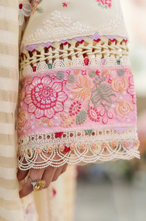 Qalamkar - Summer 3PC Lawn Embroidered Suit - LDS097