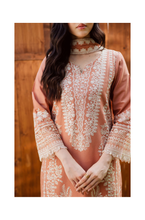 Load image into Gallery viewer, Batik - Summer 3PC Lawn Embroidered Suit - LDS065