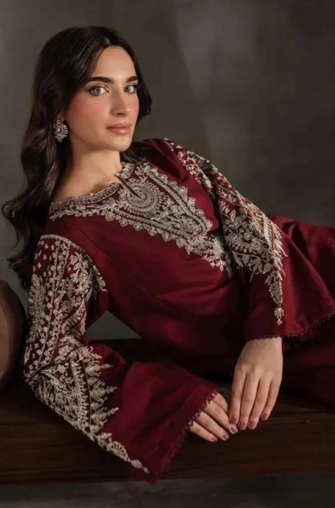 2 Piece Embroidered Lawn Suit - SKU:(LDS098)