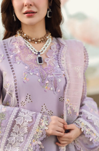 Load image into Gallery viewer, Qalamkar - 3PC Lawn ChickenKari Embroidered Suit - LDS020