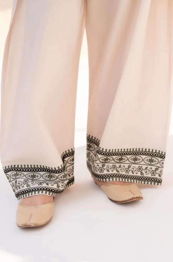 3 Piece Embroidered Lawn Suit - SKU:(LDS040)