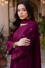 Load image into Gallery viewer, Batik - Summer 3PC Lawn Embroidered Suit - LDS063