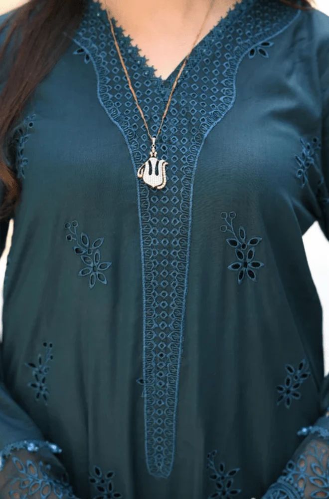 Summer 3PC Lawn Embroidered Suit - SKU:(LDS103)