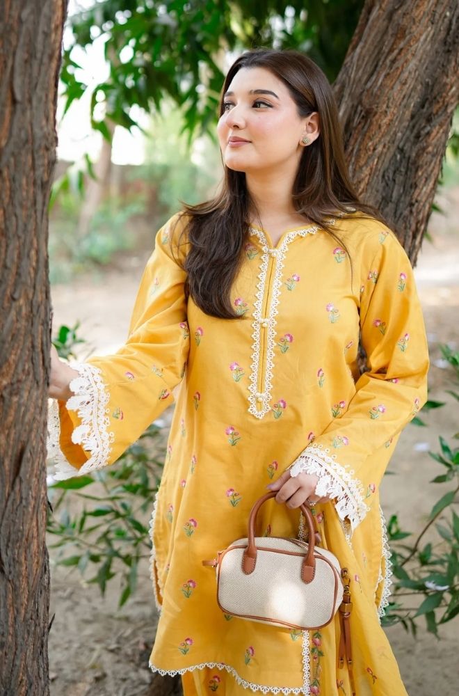 Summer 3Piece Lawn Embroidered Suit - SKU:(LDS001)