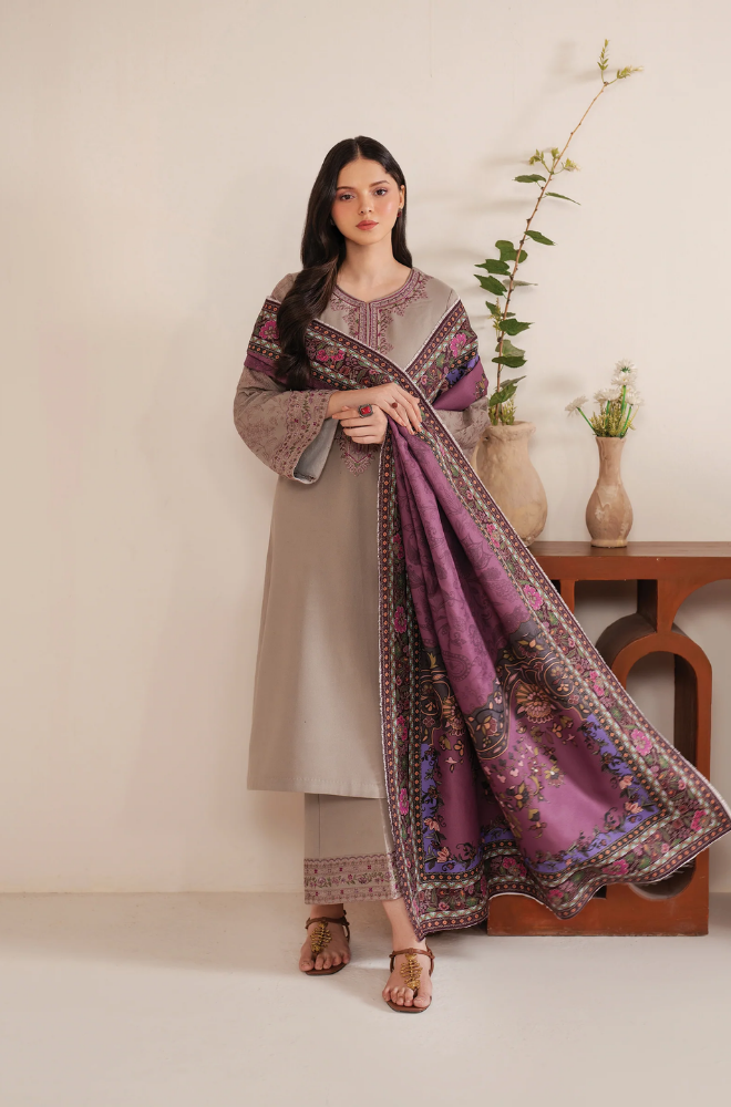 Garnet - 3PC Lawn Embroidered Suit - LDS029