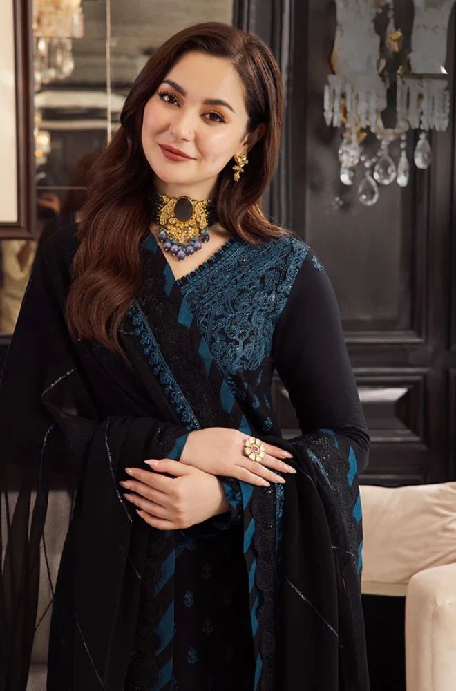 3 Piece Embroidered Lawn Suit - SKU:(LDS033)