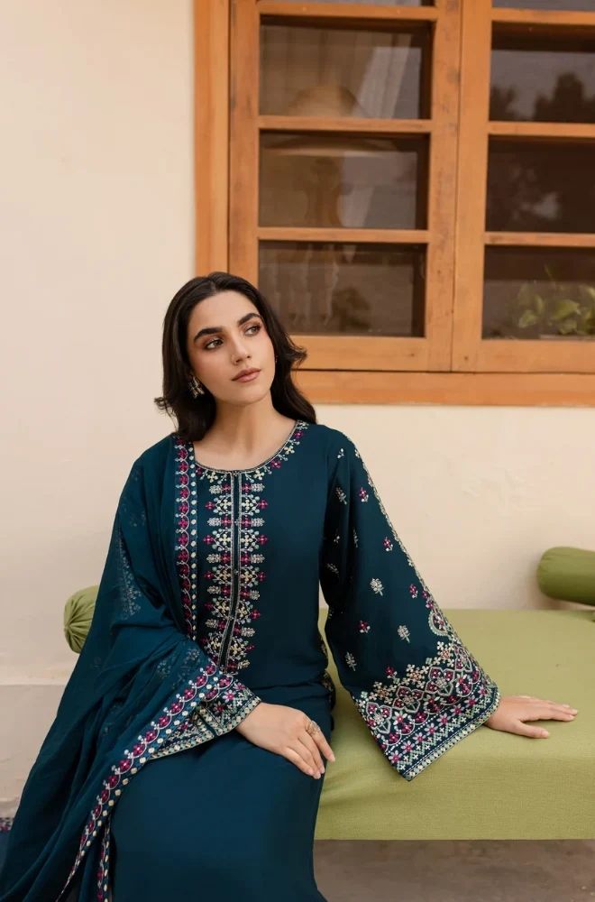 3 Piece Embroidered Lawn Suit - SKU:(LDS055)