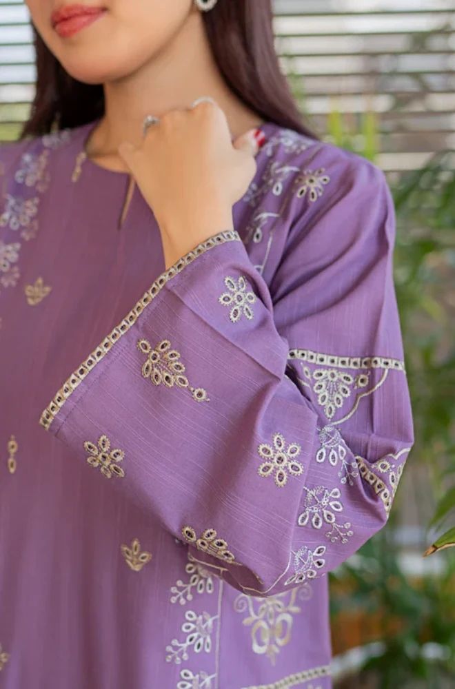 2 Piece Embroidered Lawn Suit - SKU:(LDS097)