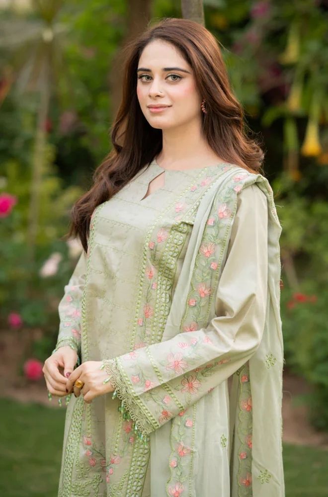 3 Piece Embroidered Lawn Suit - SKU:(LDS053)