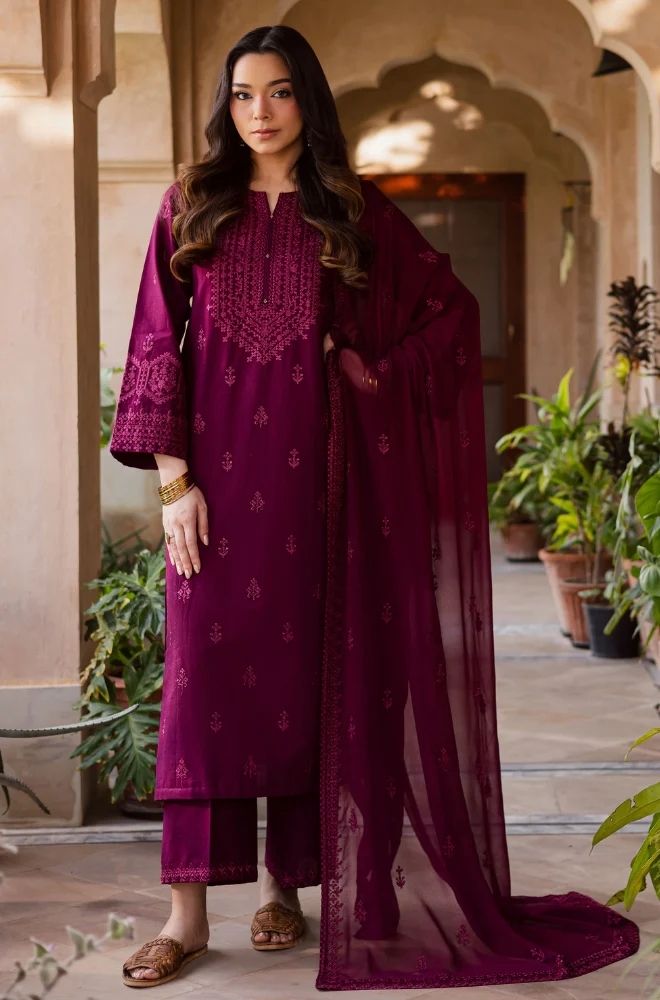 3 Piece Embroidered Lawn Suit - SKU:(LDS029)