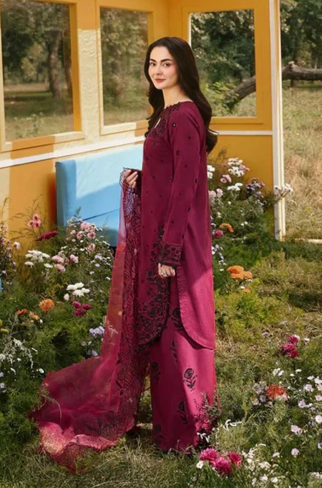 3 Piece Embroidered Lawn Suit - SKU:(LDS086)