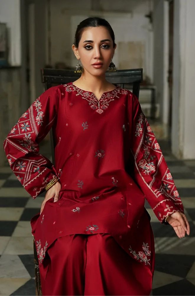 2 Piece Embroidered Lawn Suit - SKU:(LDS094)