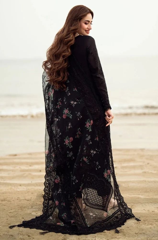3 Piece Embroidered Lawn Suit - SKU:(LDS049)