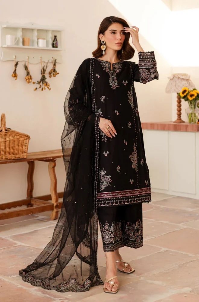 3 Piece Embroidered Lawn Suit - SKU: (LDS015)