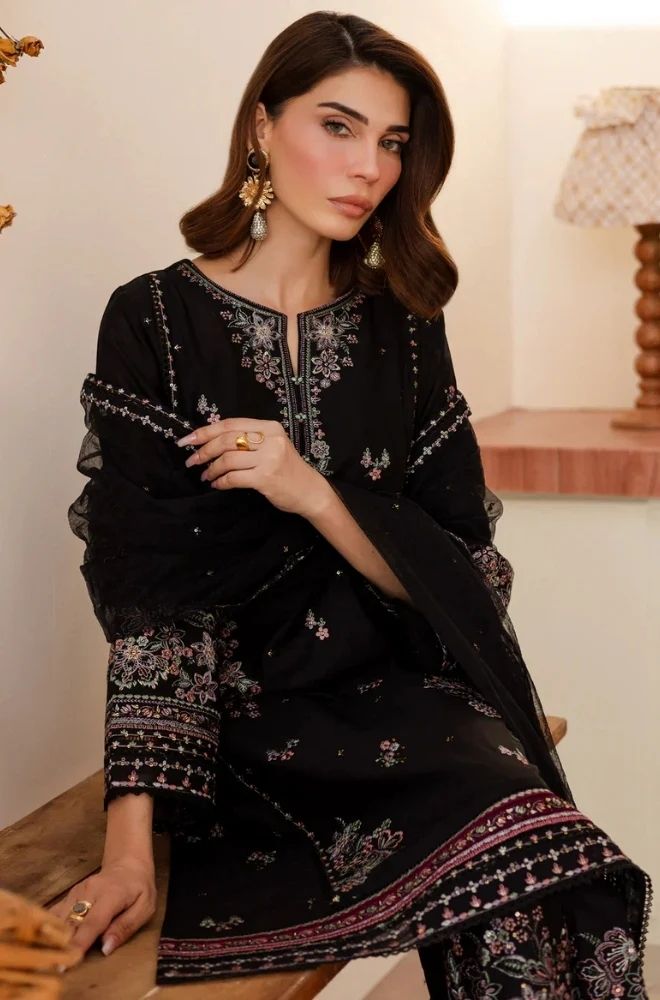 3 Piece Embroidered Lawn Suit - SKU: (LDS015)