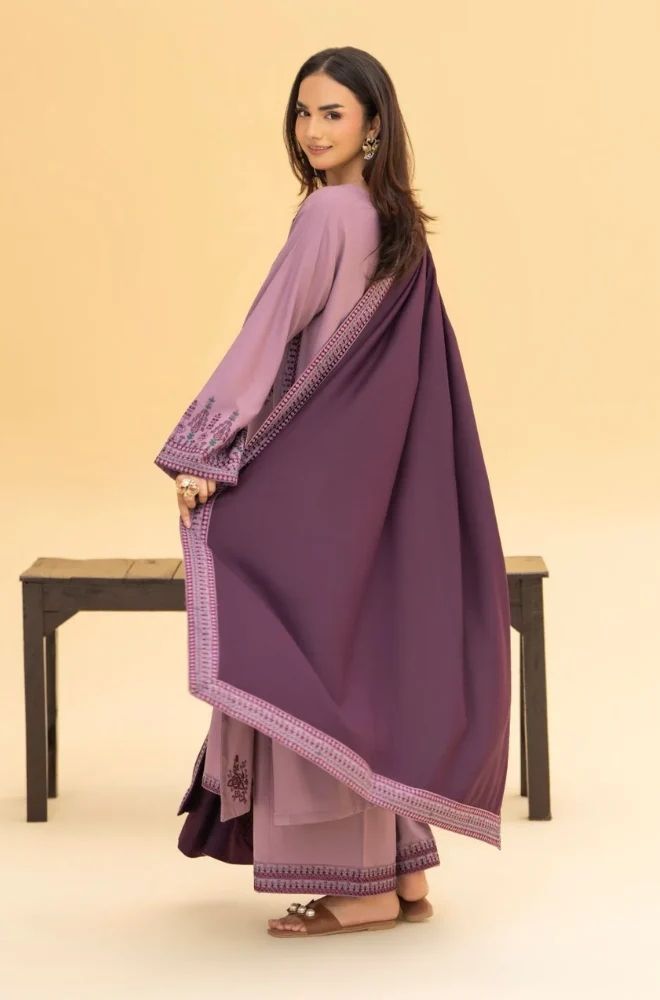 3 Piece Embroidered Law Suit SKU: (LDS012)