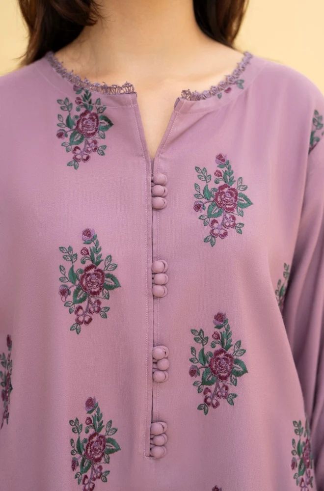 3 Piece Embroidered Law Suit SKU: (LDS012)