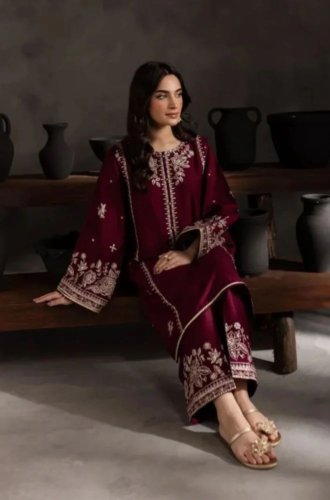 2 Piece Embroidered Lawn Suit - SKU:(LDS092)