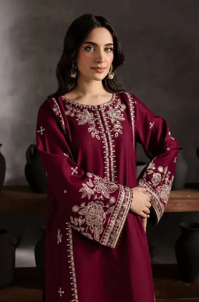 2 Piece Embroidered Lawn Suit - SKU:(LDS092)