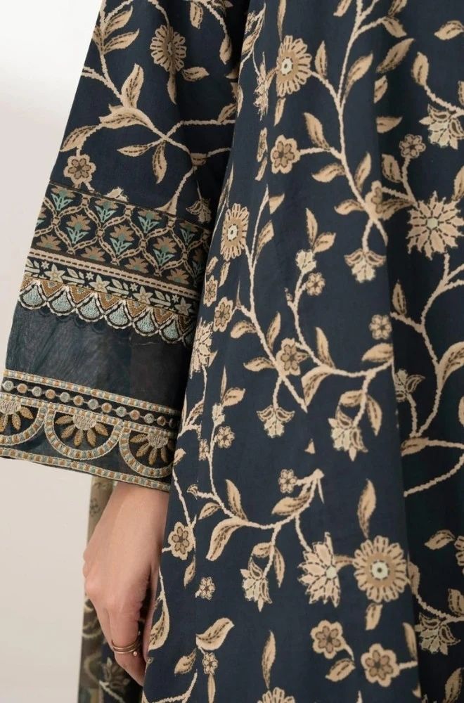 3 Piece Lawn Digital Printed Suit - SKU:(LDS062)