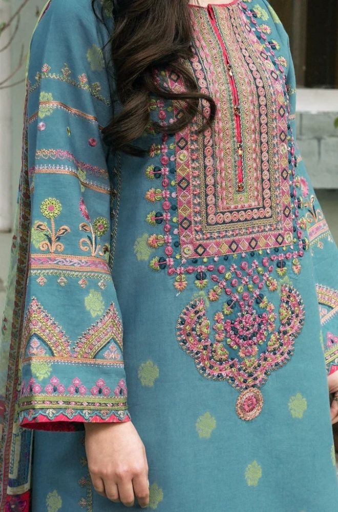 3 Piece Embroidered Lawn Suit - SKU:(LDS046)