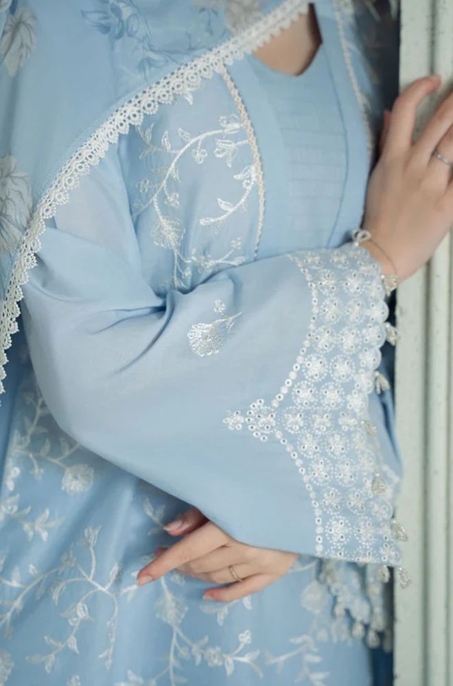 3 Piece Embroidered Lawn Suit - SKU:(LDS043)